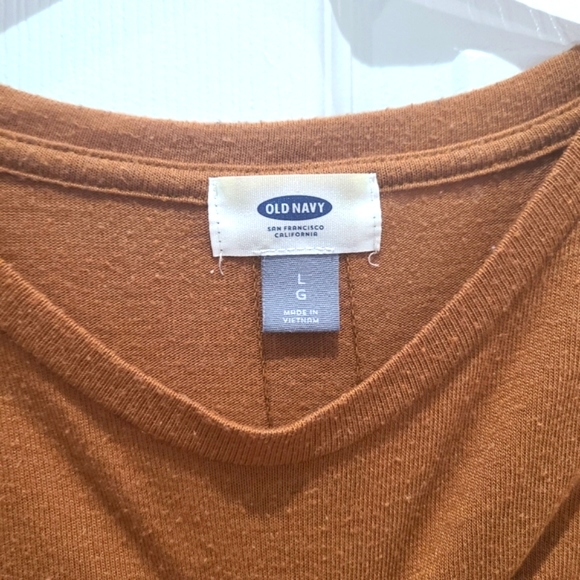 Old Navy Long sleeve. SIZE L - Picture 2 of 4